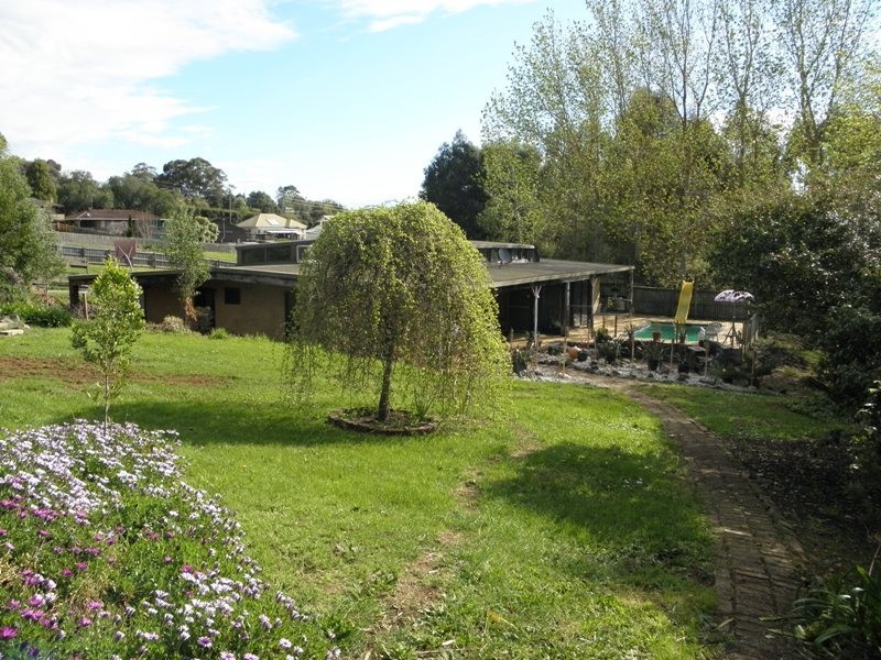 9 Charles Street, Warragul VIC 3820