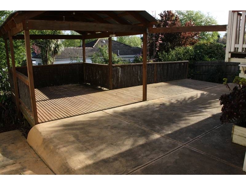 6 Windsor Avenue, Warragul VIC 3820