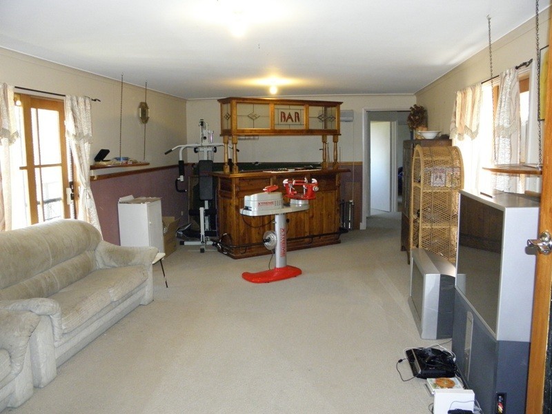 45 Bayview Road, Jindivick VIC 3818