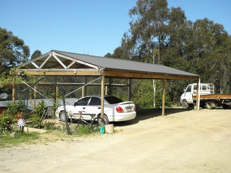 45 Bayview Road, Jindivick VIC 3818