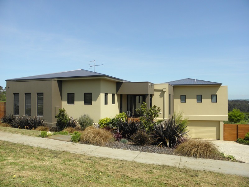 11 Benjamin Street, Neerim South VIC 3831
