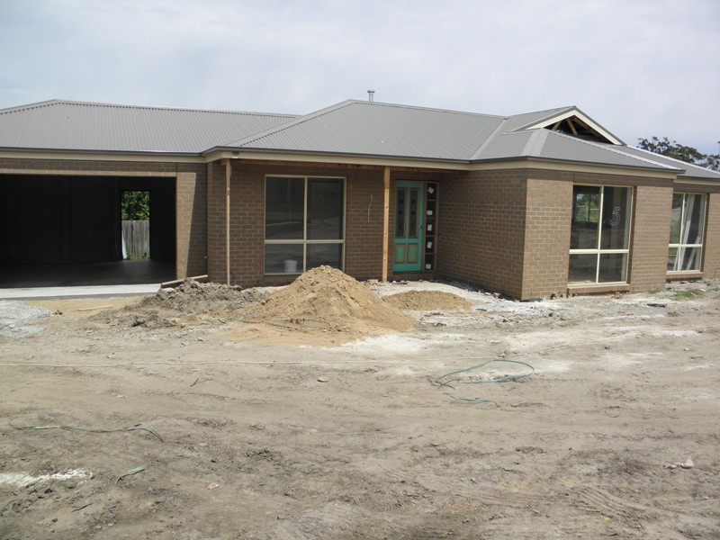 5/103 Bambra Court, Drouin VIC 3818