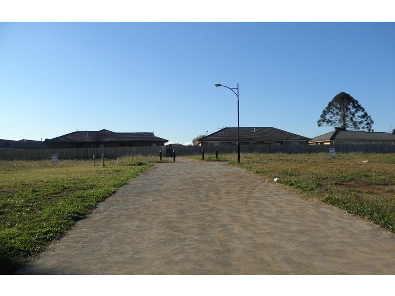Princes Avenue, Drouin VIC 3818