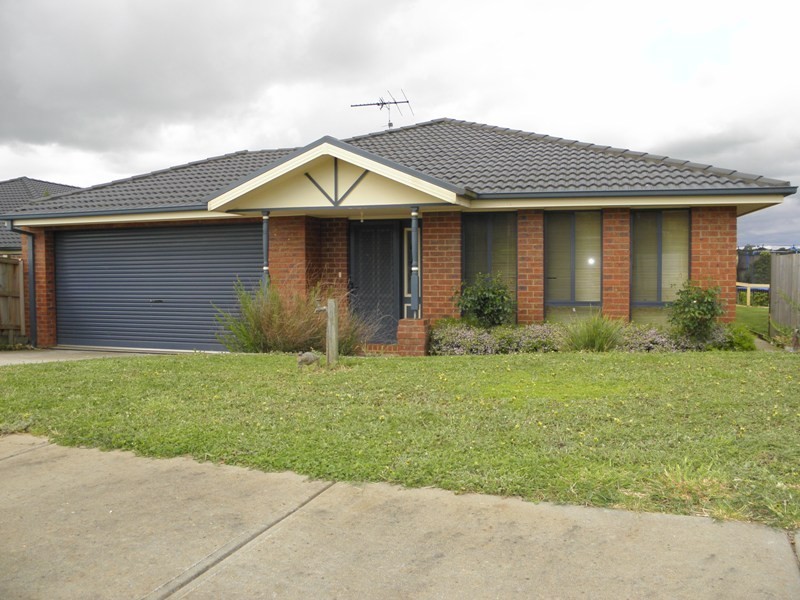 30 Grange Crescent, Warragul VIC 3820