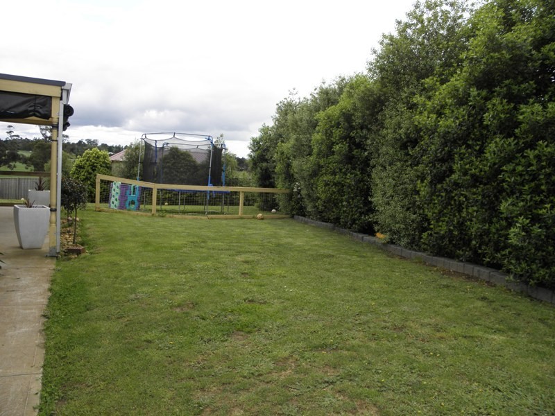 30 Grange Crescent, Warragul VIC 3820