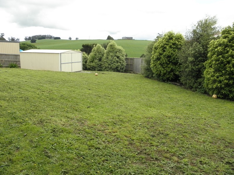 30 Grange Crescent, Warragul VIC 3820