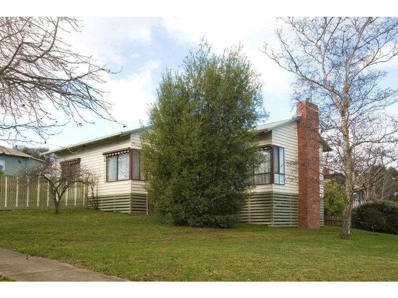 1 Scenic Road, Warragul VIC 3820