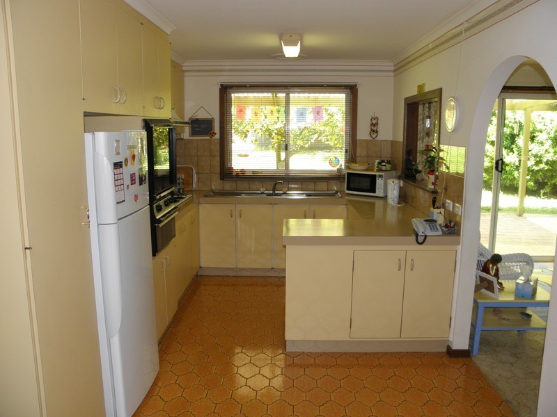 16 Somerset Drive, Warragul VIC 3820