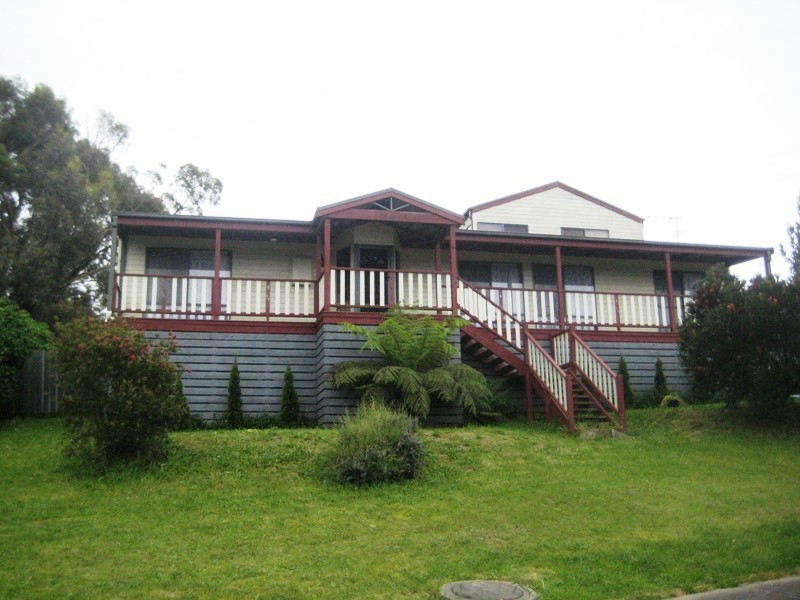 30 Burtonwood Court, Neerim South VIC 3831