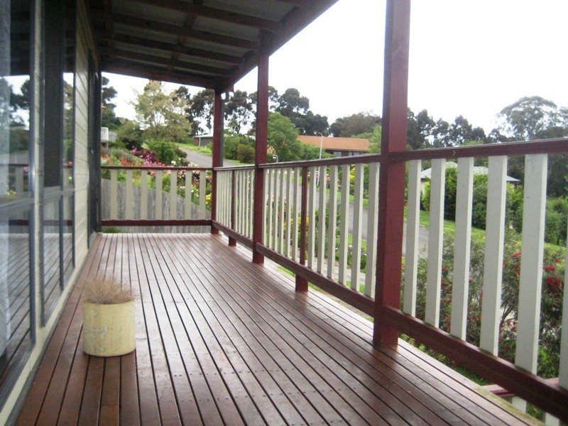 30 Burtonwood Court, Neerim South VIC 3831