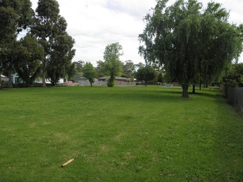 10 First Street, Longwarry VIC 3816