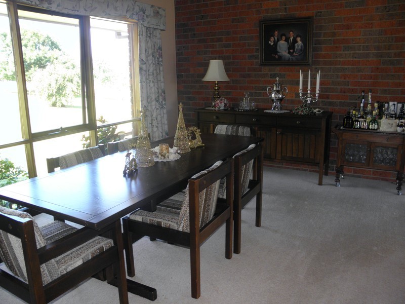 2 Greenland Drive, Drouin VIC 3818