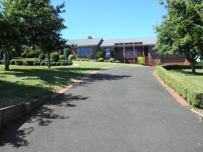 2 Greenland Drive, Drouin VIC 3818