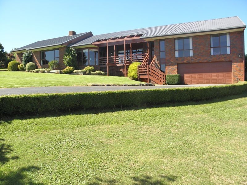 2 Greenland Drive, Drouin VIC 3818