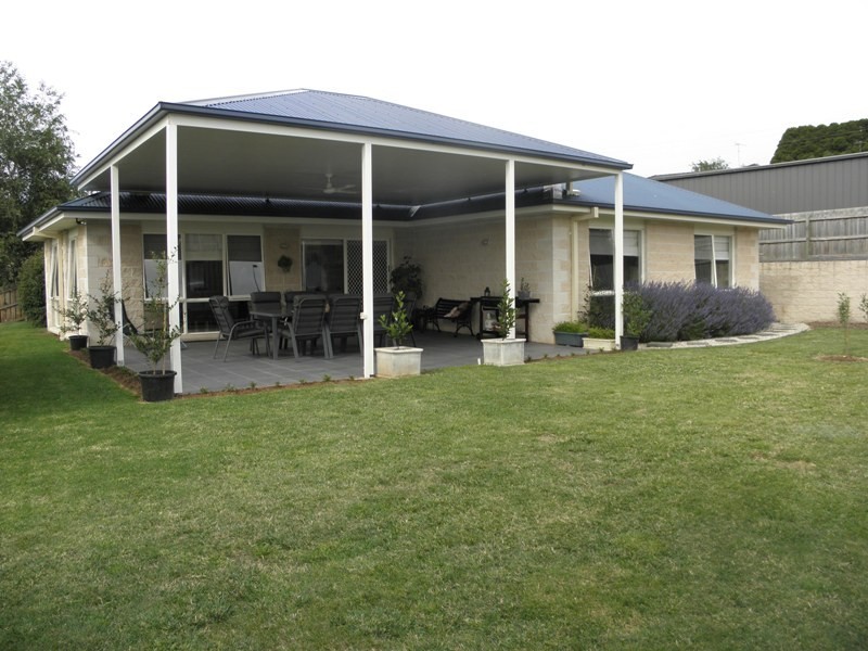 7 McMillan Drive, Warragul VIC 3820