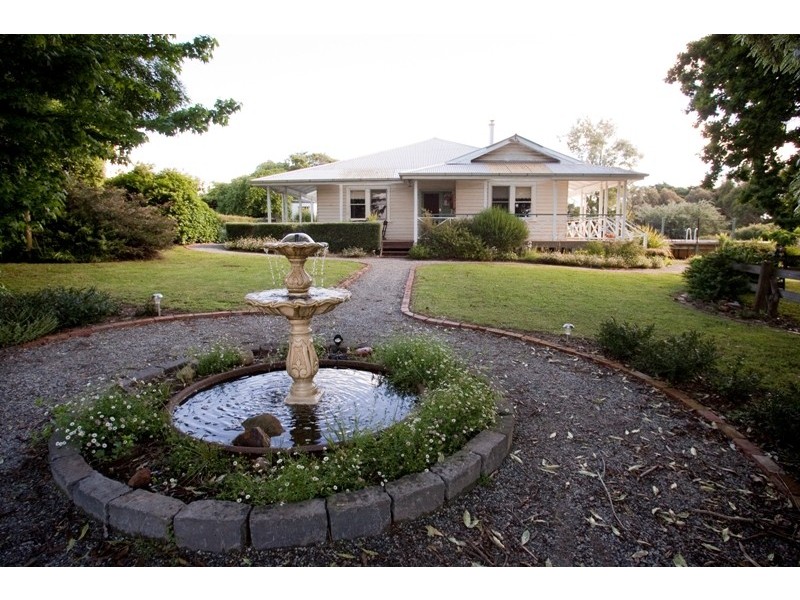 37 Blackwood Park Road, Warragul South VIC 3821