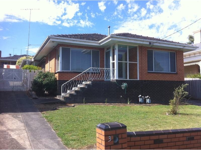 1/3 James Court, Warragul VIC 3820