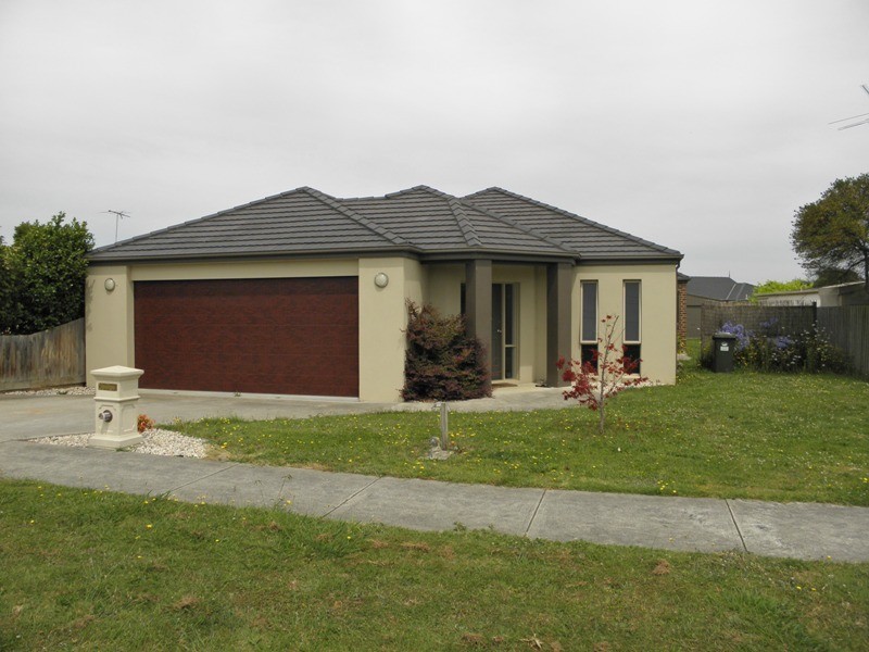 17 Winston Street, Yarragon VIC 3823