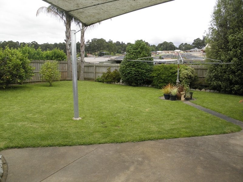11 McClure Street, Drouin VIC 3818