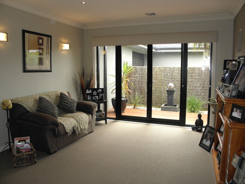 8 Arthurs Drive, Warragul VIC 3820