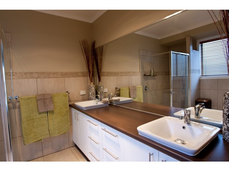 11 Dalmuir Court, Warragul VIC 3820