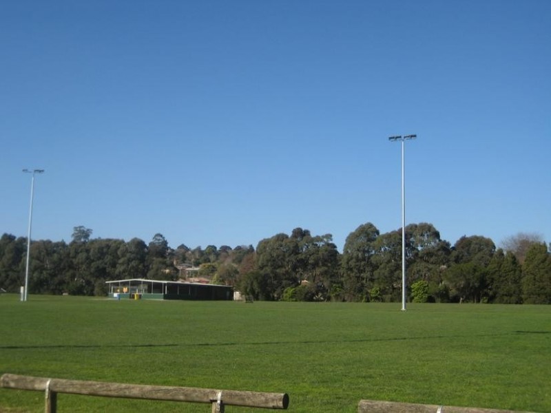 32 Sutherland Way, Drouin VIC 3818