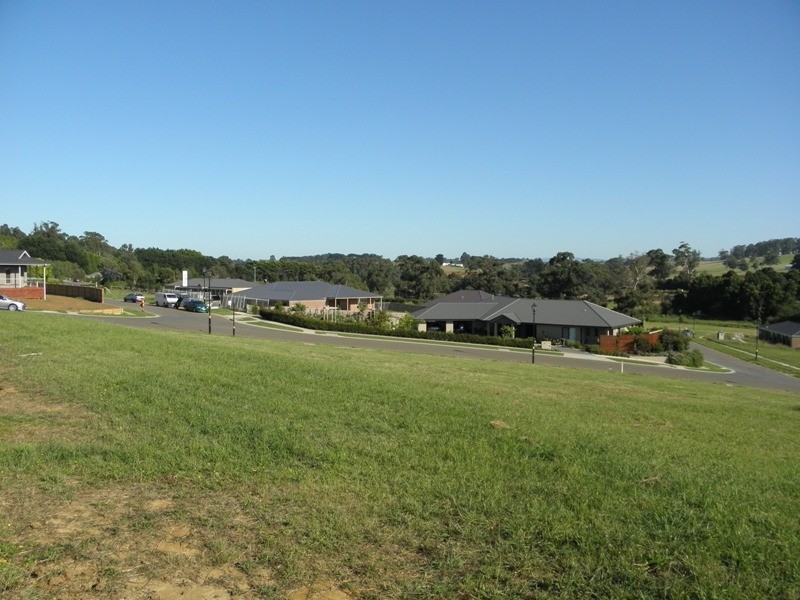 59 Grange Crescent, Warragul VIC 3820