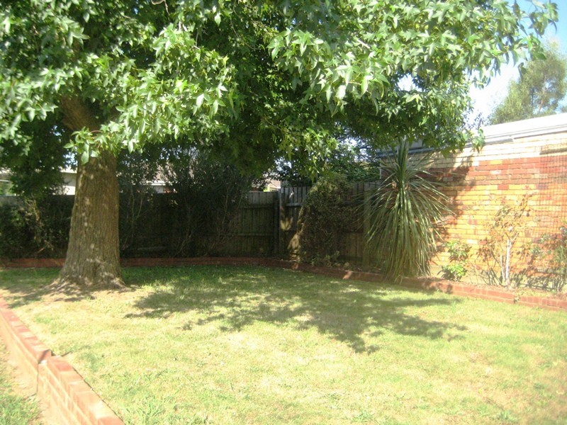 8 Steward Street, Warragul VIC 3820