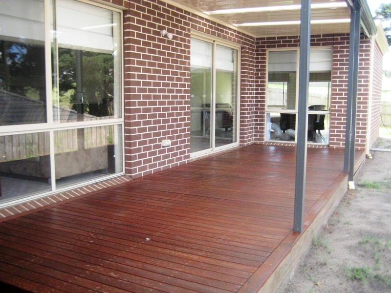 13 Toorongo Street, Drouin VIC 3818