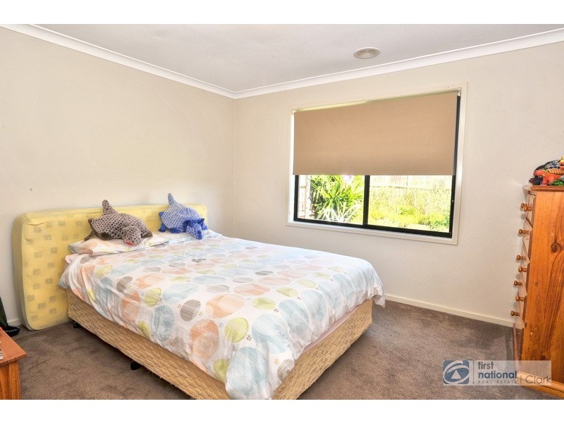 21 Villeneuve Drive, Trafalgar VIC 3824