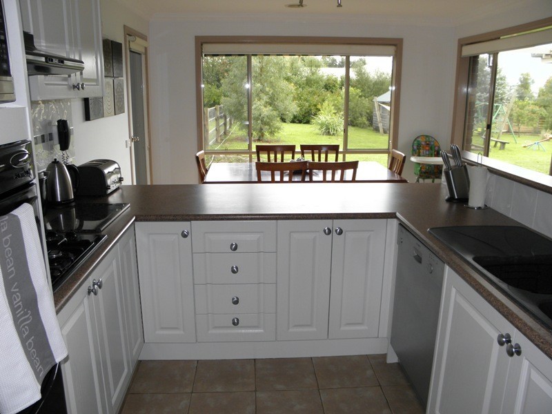 14 Nottingham Court, Drouin VIC 3818