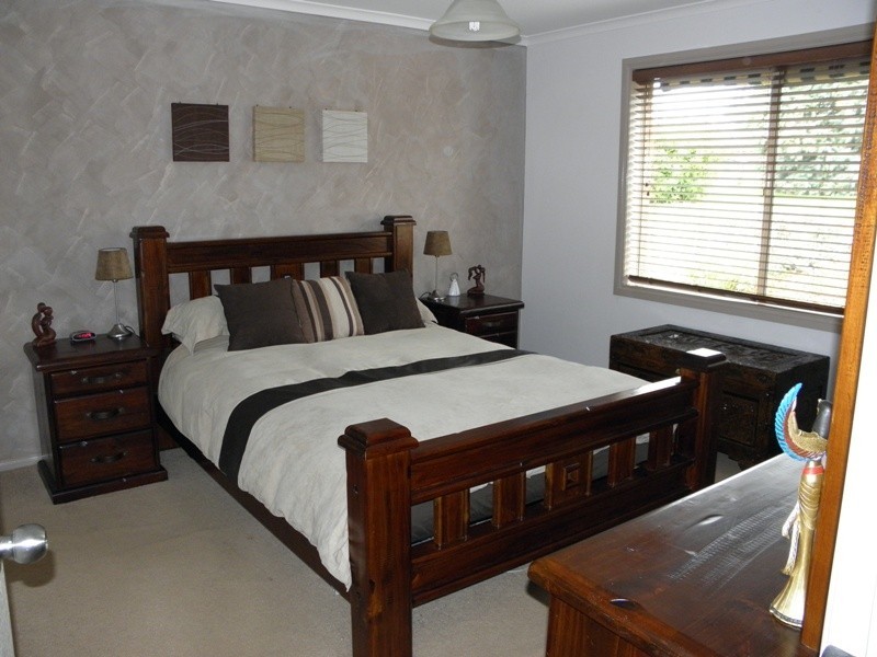 14 Nottingham Court, Drouin VIC 3818