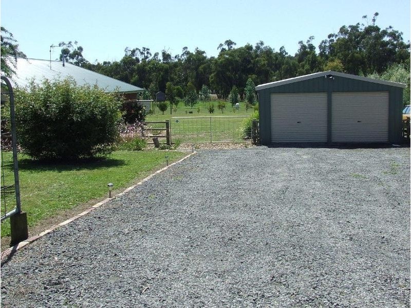 14 Nottingham Court, Drouin VIC 3818