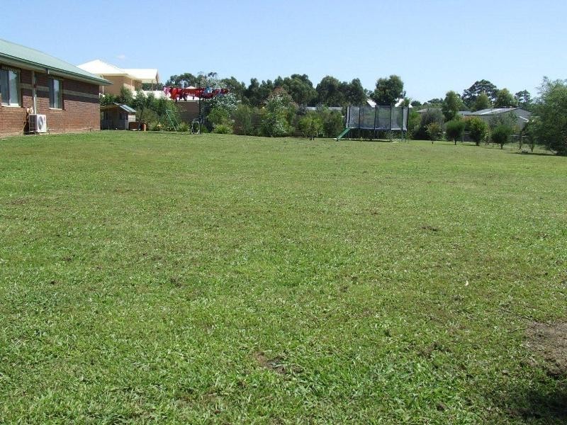 14 Nottingham Court, Drouin VIC 3818