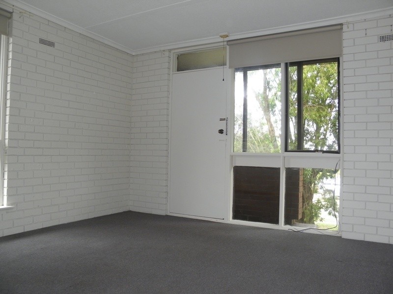 1/43 Lampard Road, Drouin VIC 3818