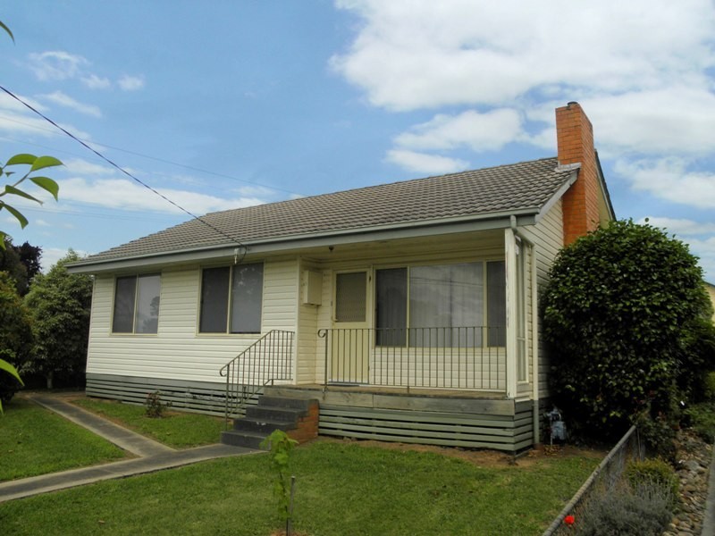 62 Burton Street, Warragul VIC 3820