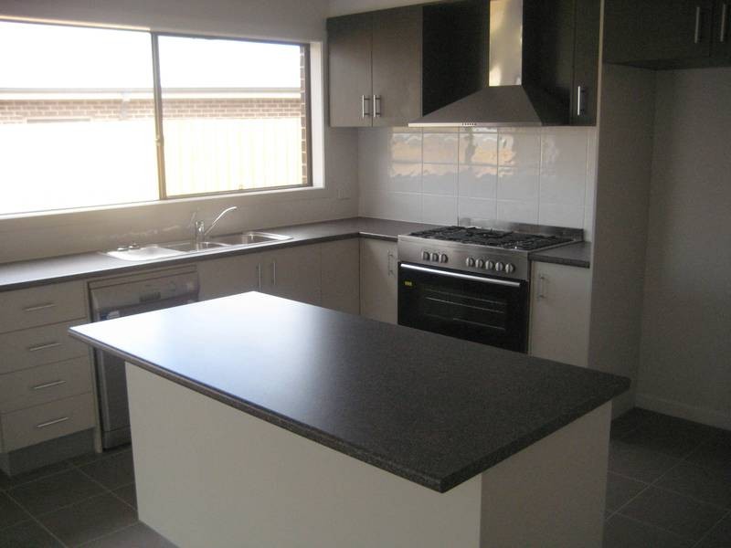 4 Alaska Court, Warragul VIC 3820