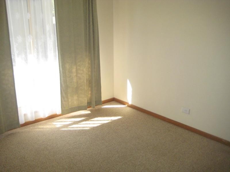 16 Boronia Street, Drouin VIC 3818