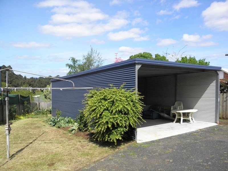 4 Main South Road, Drouin VIC 3818