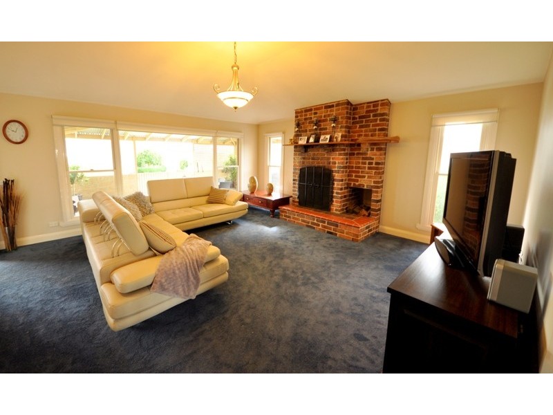 4 Gwinear Court, Warragul VIC 3820