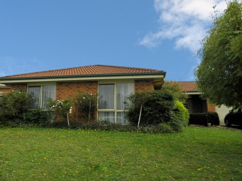 9 Myrtle Crescent, Warragul VIC 3820