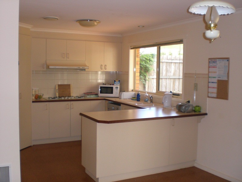 9 Myrtle Crescent, Warragul VIC 3820