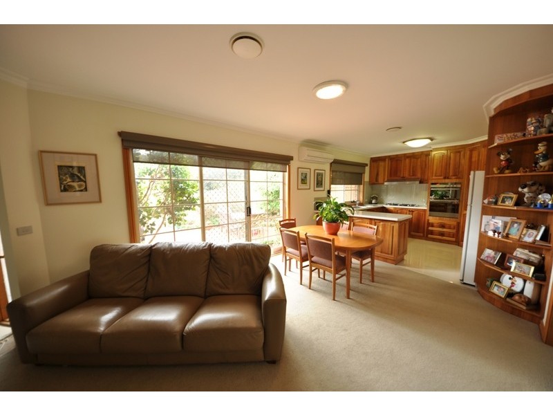 2/48 Clifford Street, Warragul VIC 3820