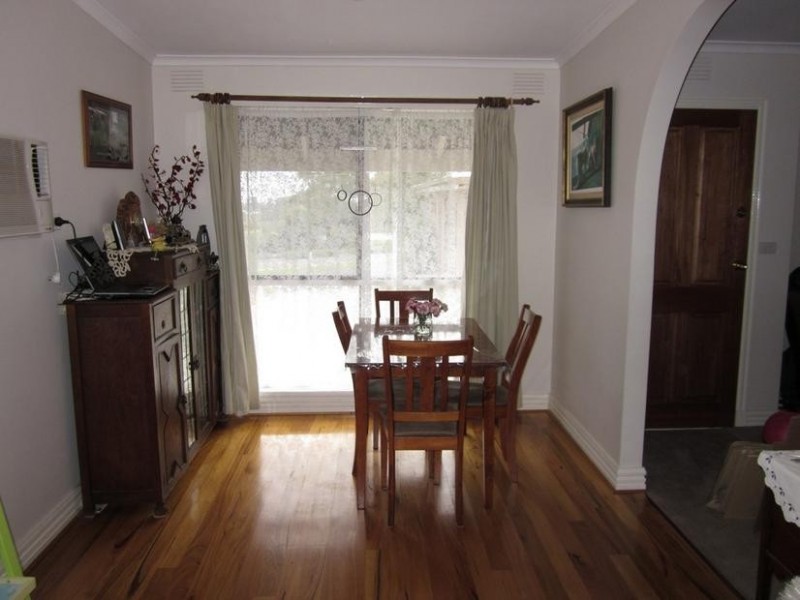 2/6 Main Neerim Road, Drouin VIC 3818