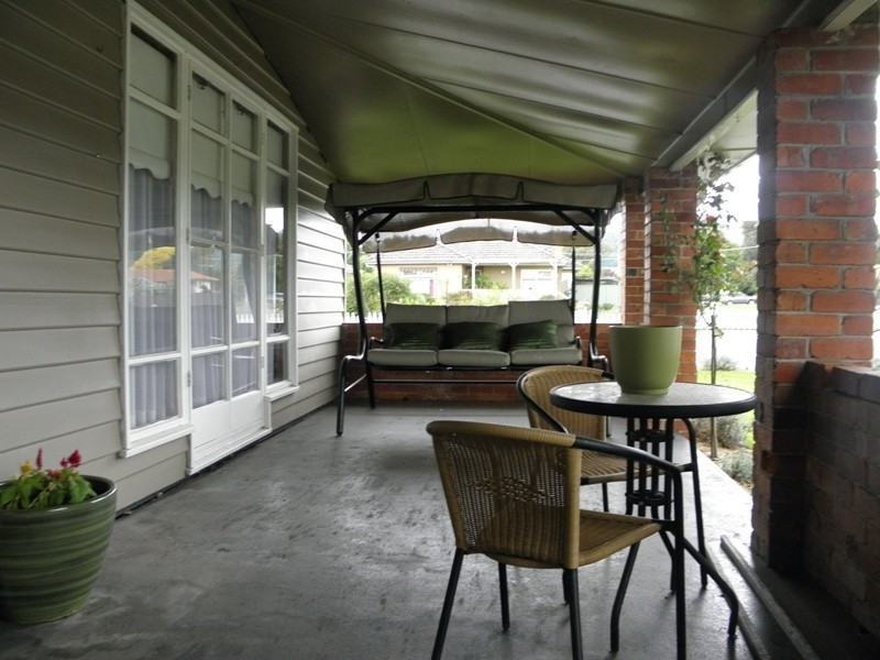 12 Chapmans Road, Trafalgar VIC 3824