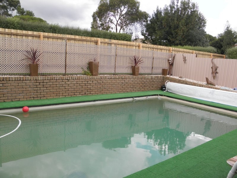 72 Lampard Road, Drouin VIC 3818