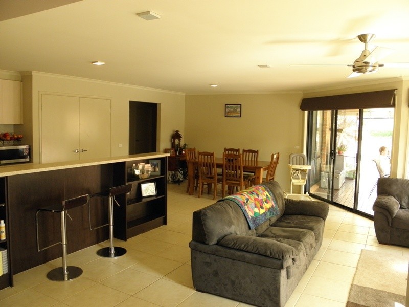 27 Platts Road, Buln Buln VIC 3821