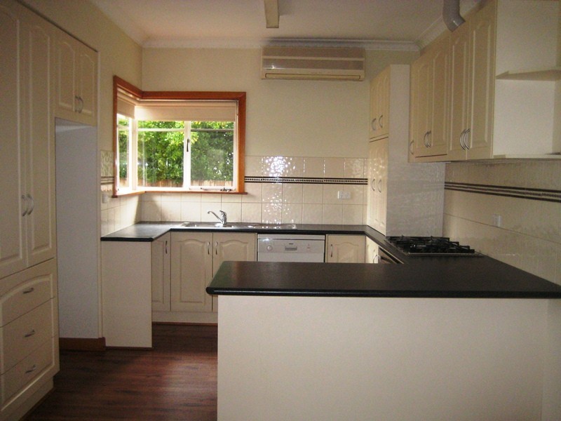 45 Peace Ave, Warragul VIC 3820