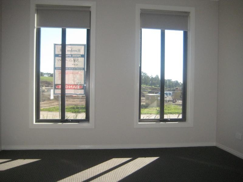 2 Clifford Drive, Drouin VIC 3818