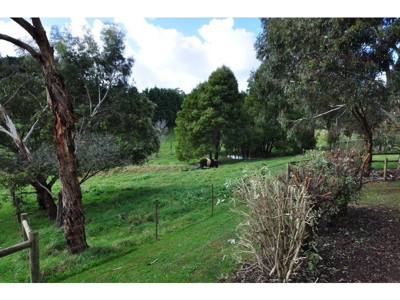 305 East West Road, Warragul VIC 3820